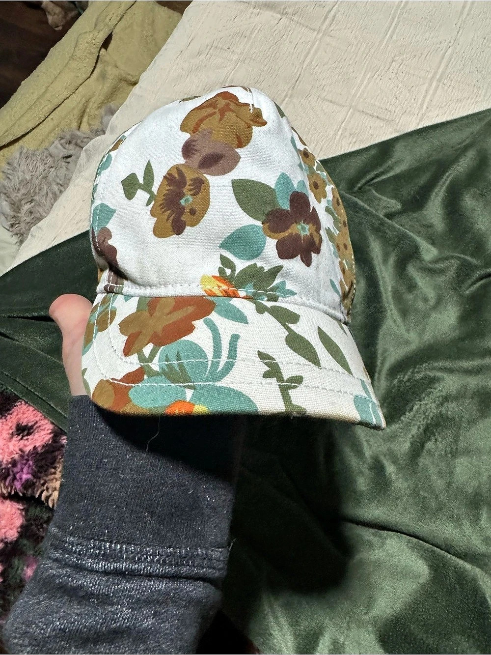 GOORIN Floral Baseball Cap in White & Brown